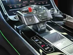 2022 Audi A8L 50 TFSI quattro, чёрный — фото 8