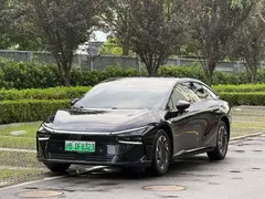 2024 Xpeng P7+ Max, чёрный — фото 3