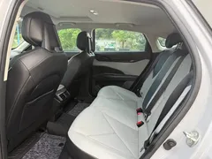 2023 Changan UNI-V iDD PHEV 1.5T 113km — фото 5