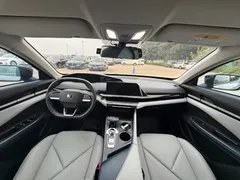 2023 Changan UNI-V iDD PHEV 1.5T 113km — фото 6