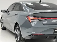 2022 Hyundai Elantra 240TGDi DCT LUX Premium — фото 9