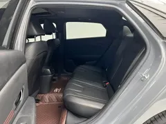 2022 Hyundai Elantra 240TGDi DCT LUX Premium — фото 14