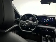 2022 Hyundai Elantra 240TGDi DCT LUX Premium — фото 18