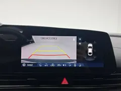 2022 Hyundai Elantra 240TGDi DCT LUX Premium — фото 21
