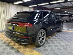 2019 Audi Q8 55 TFSI, чёрный — фото 4