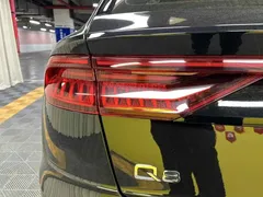 2019 Audi Q8 55 TFSI, чёрный — фото 10