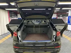 2019 Audi Q8 55 TFSI, чёрный — фото 17