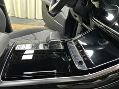 2019 Audi Q8 55 TFSI, чёрный — фото 18