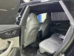 2019 Audi Q8 55 TFSI, чёрный — фото 26