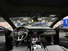 2019 Audi Q8 55 TFSI, чёрный — фото 29