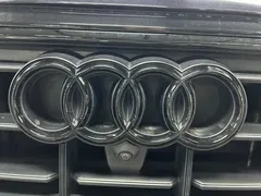 2019 Audi Q8 55 TFSI, чёрный — фото 33