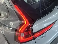 2022 Volvo V90 Cross Country B5 AWD — фото 6