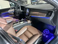 2022 Volvo V90 Cross Country B5 AWD — фото 20