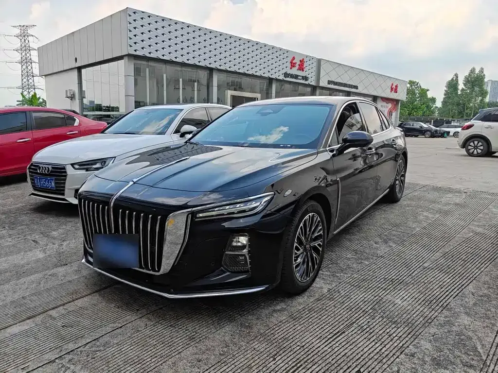 2024 Hongqi H5 2.0T AT