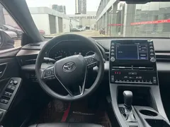 2019 Toyota Avalon 2.0L Base VI, чёрный — фото 9