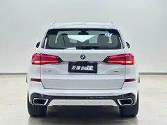 2021 BMW X5 xDrive40i M, белый — фото 6