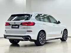 2021 BMW X5 xDrive40i M, белый — фото 7