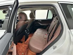 2021 BMW X5 xDrive40i M, белый — фото 14