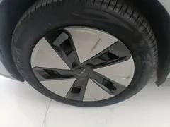 2022 Aion Plus 80, белый — фото 23