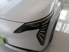 2022 Aion Plus 80, белый — фото 24
