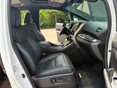 2021 Toyota Alphard Hybrid 2.5L Premium, белый — фото 7