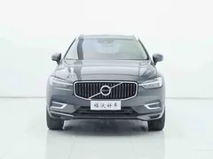 2021 Volvo XC60 4WD Luxury — фото 2