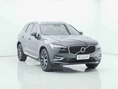 2021 Volvo XC60 4WD Luxury — фото 3