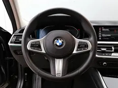 2022 BMW 3 Series 3 320Li M, чёрный — фото 15