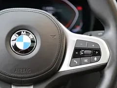 2022 BMW 3 Series 3 320Li M, чёрный — фото 17