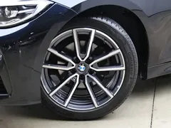 2022 BMW 3 Series 3 320Li M, чёрный — фото 25