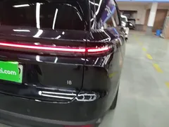 2025 Li Auto i8 Standard, чёрный — фото 8