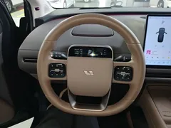 2025 Li Auto i8 Standard, чёрный — фото 11