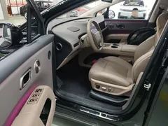 2025 Li Auto i8 Standard, чёрный — фото 16