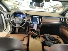 2023 Volvo S90, белый — фото 6