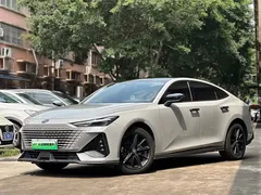 2023 Changan UNI-V iDD 1.5T 113km PHEV — фото 1