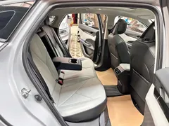 2023 Changan UNI-V iDD 1.5T 113km PHEV — фото 11