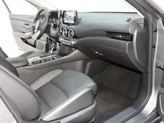 2022 Nissan Sylphy 1.6L XL CVT — фото 8