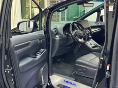 2020 Lexus LM 300h, чёрный — фото 4