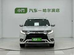 2021 Mitsubishi Outlander 2.0L, белый — фото 2
