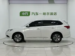 2021 Mitsubishi Outlander 2.0L, белый — фото 5