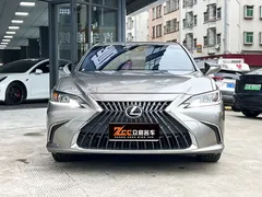 2022 Lexus ES 200 — фото 2