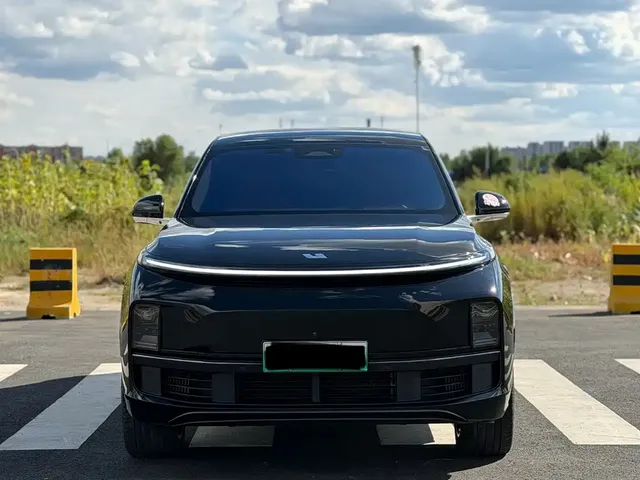 2023 Li Auto L9 Pro