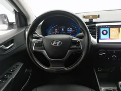 2020 Hyundai 1.4L MT GLS, белый — фото 11