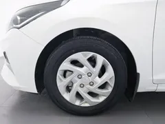 2020 Hyundai 1.4L MT GLS, белый — фото 17