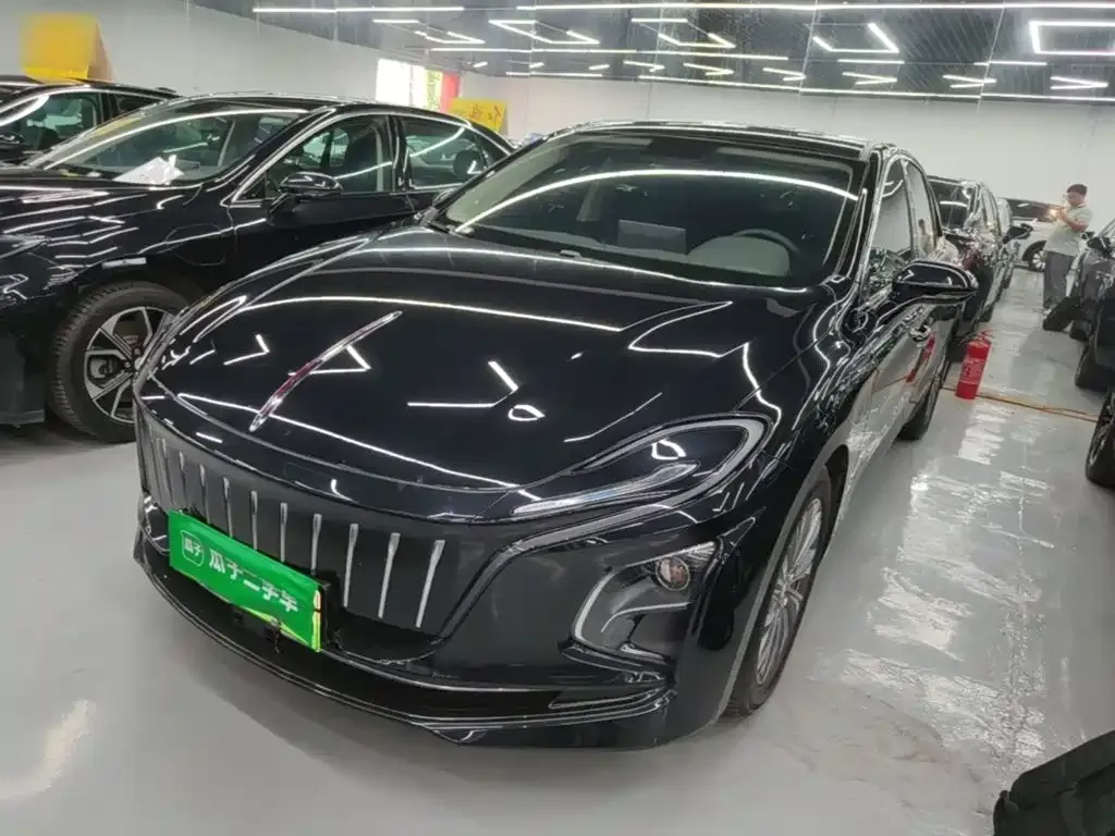2024 Hongqi E-QM5 610km PLUS