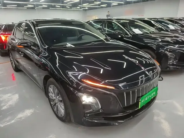 2024 Hongqi E-QM5 610km PLUS