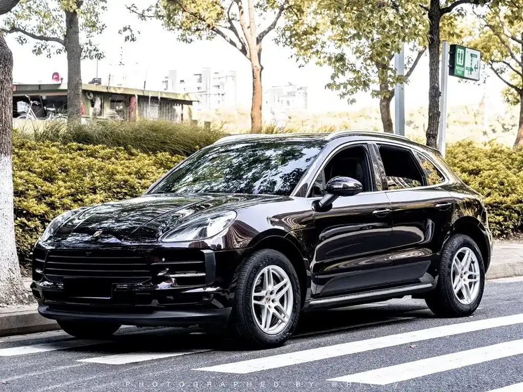 2021 Porsche Macan 2.0T