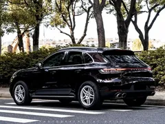 2021 Porsche Macan 2.0T — фото 11