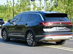 2022 Volkswagen Talagon 380TSI 4WD Luxury Pro 6-seat, чёрный — фото 14