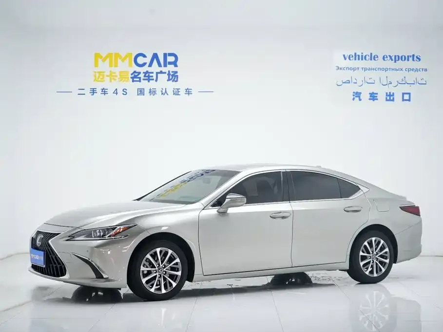 2022 Lexus ES 200